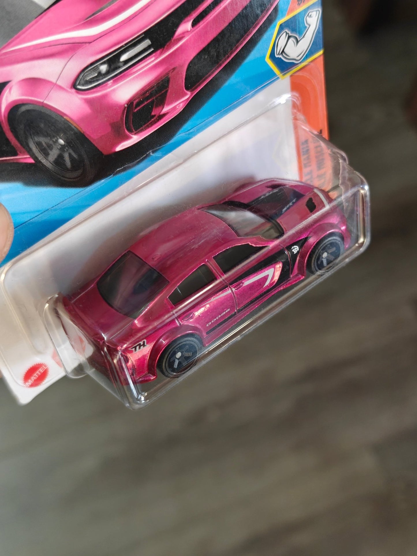 Hot Wheels 2020 Dodge Charger Hellcat Super Treasure Hunt (STH) - Kinder Logs