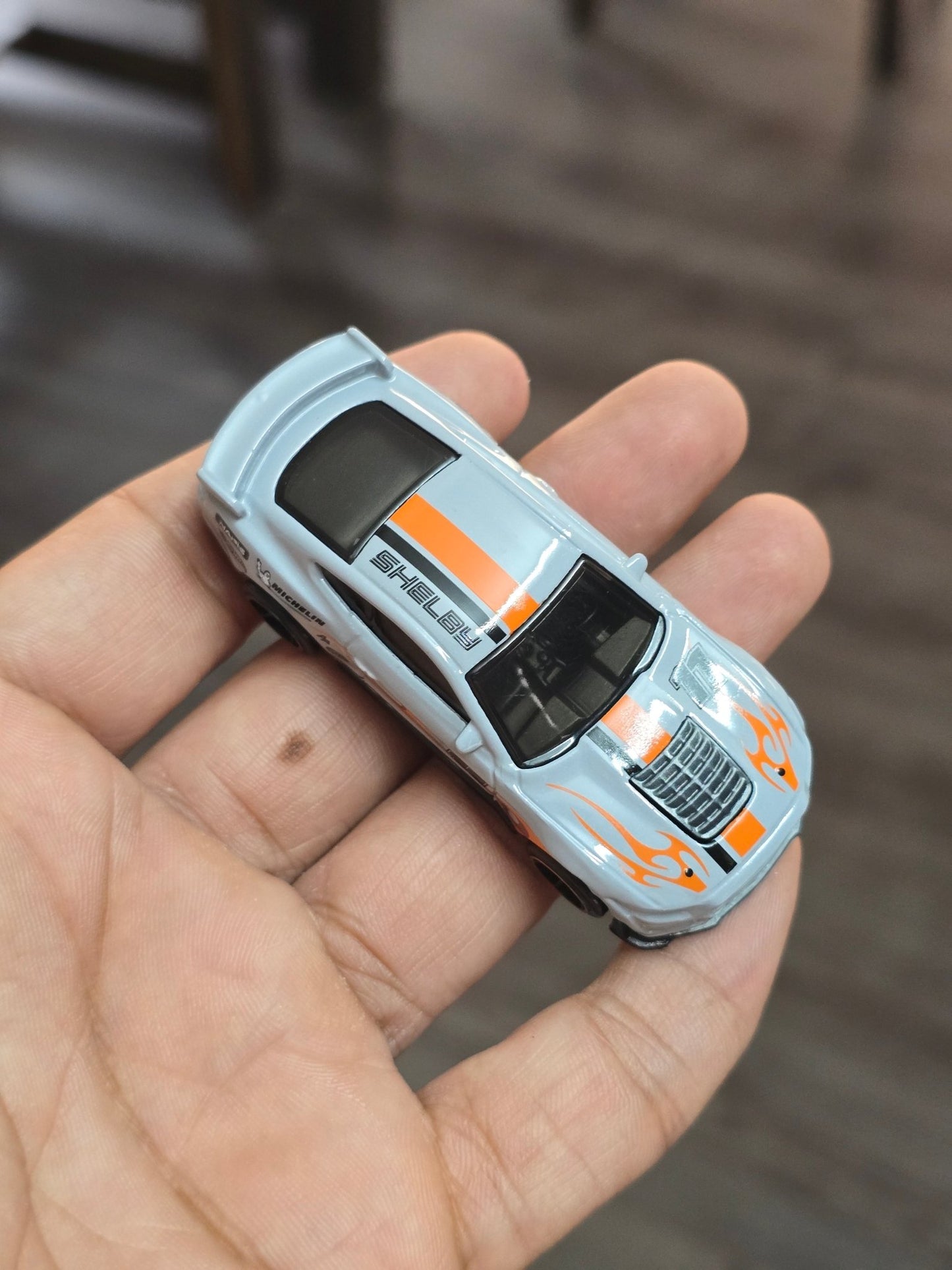 Hot Wheels 2020 Ford Shelby GT500 - Grey (Uncarded - New) - Kinder Logs