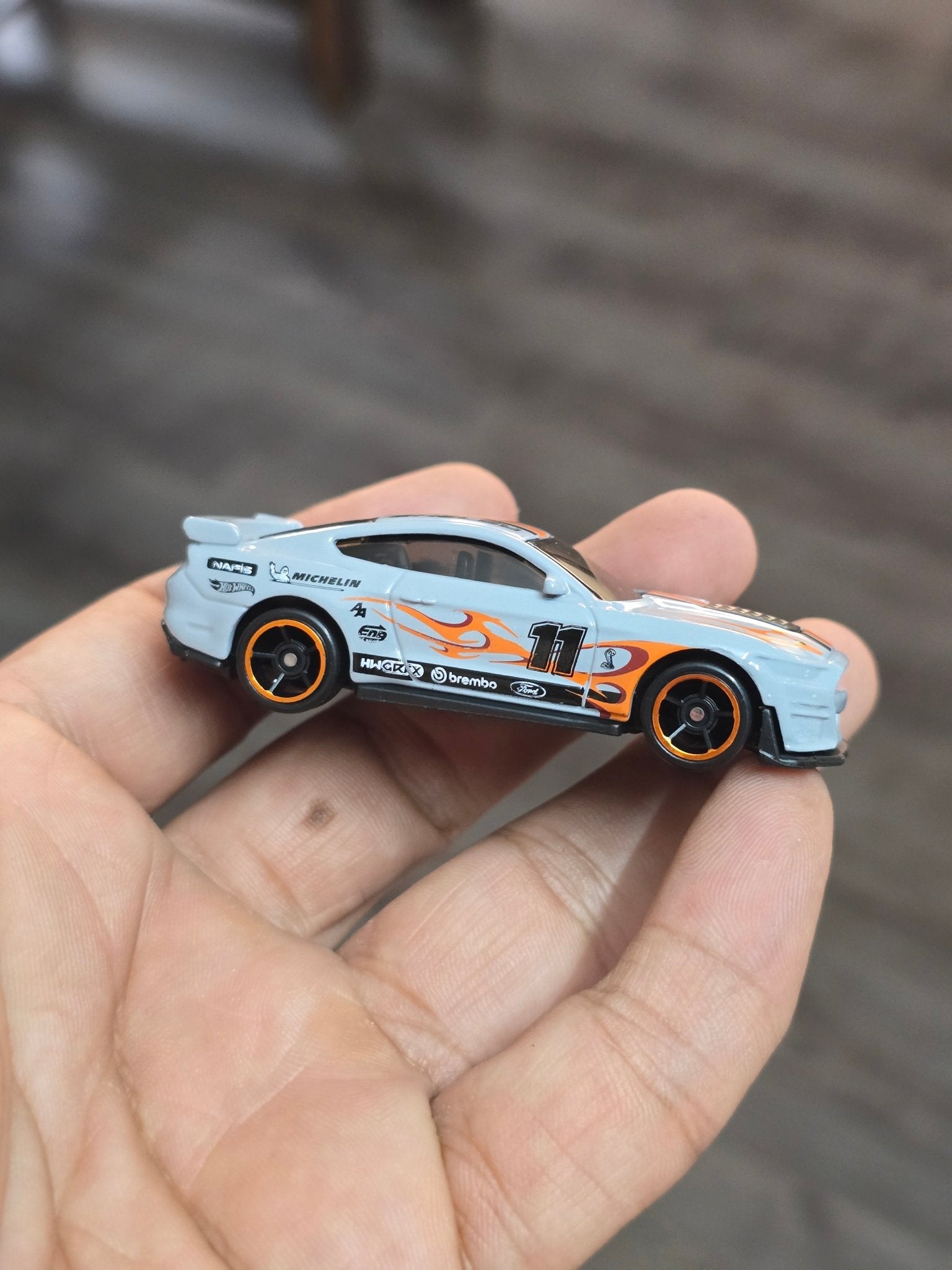 Hot Wheels 2020 Ford Shelby GT500 - Grey (Uncarded - New) - Kinder Logs