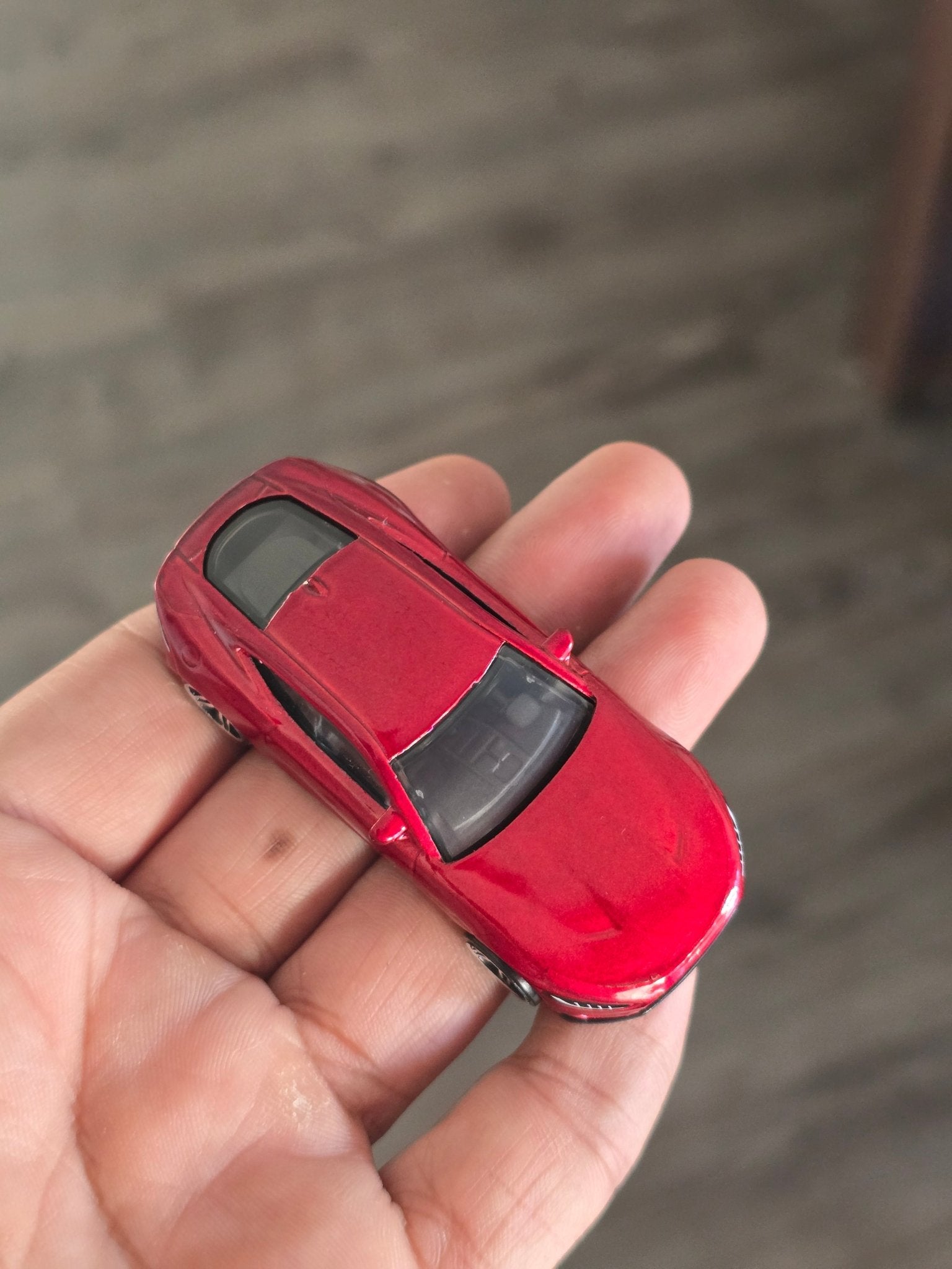 Hot Wheels 2020 Jaguar F - Type - Red (Uncarded - New) - Kinder Logs