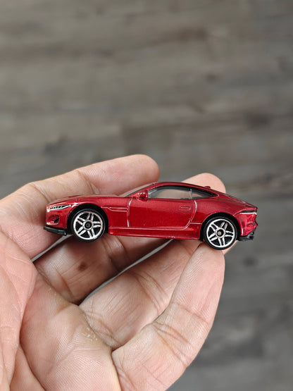 Hot Wheels 2020 Jaguar F - Type - Red (Uncarded - New) - Kinder Logs