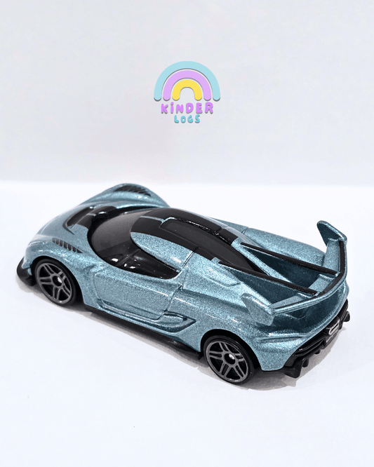 Hot Wheels 2020 Koenigsegg Jesko - Light Blue (Uncarded) - Kinder Logs
