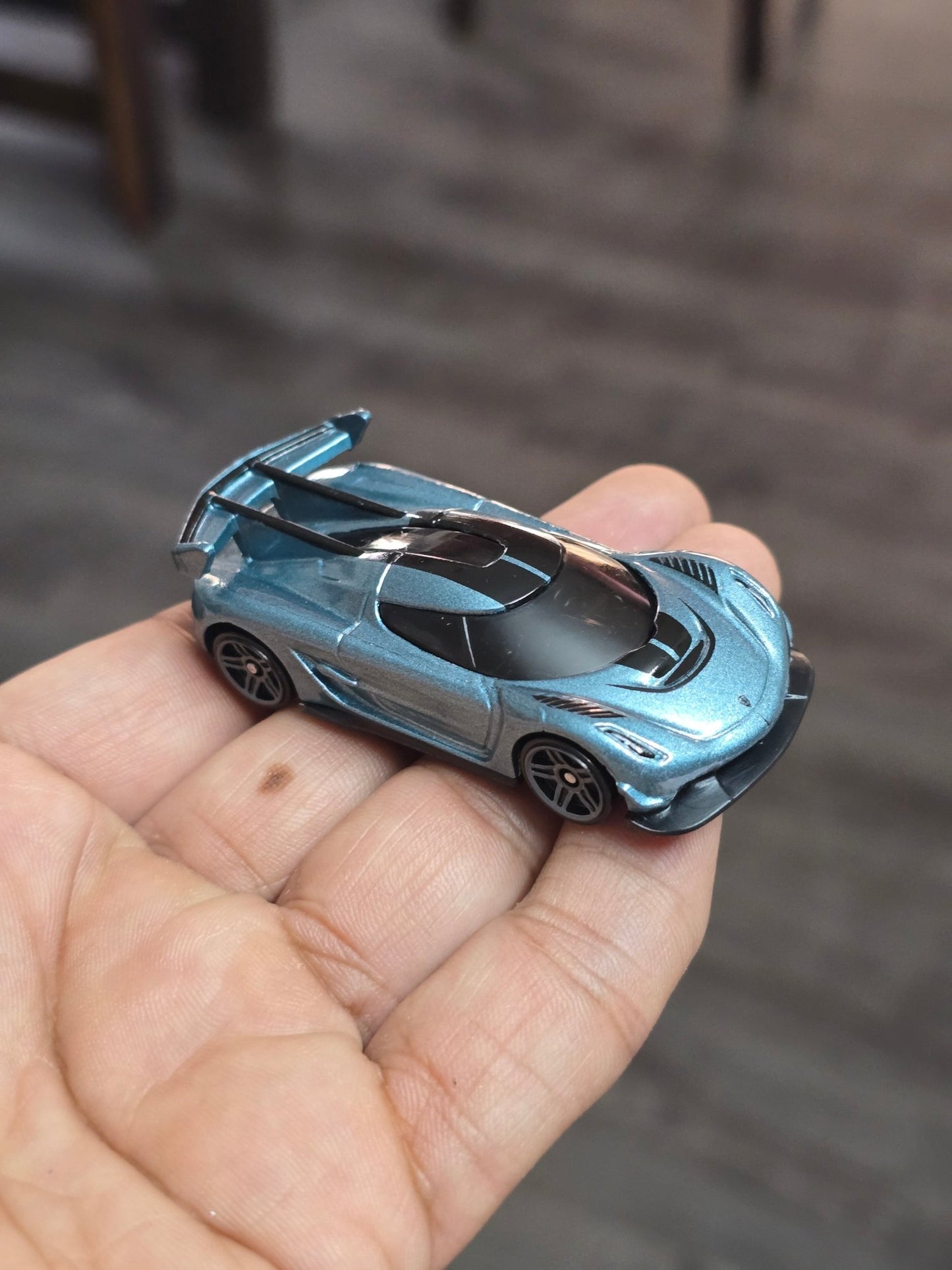 Hot Wheels 2020 Koenigsegg Jesko - Light Blue (Uncarded - New) - Kinder Logs