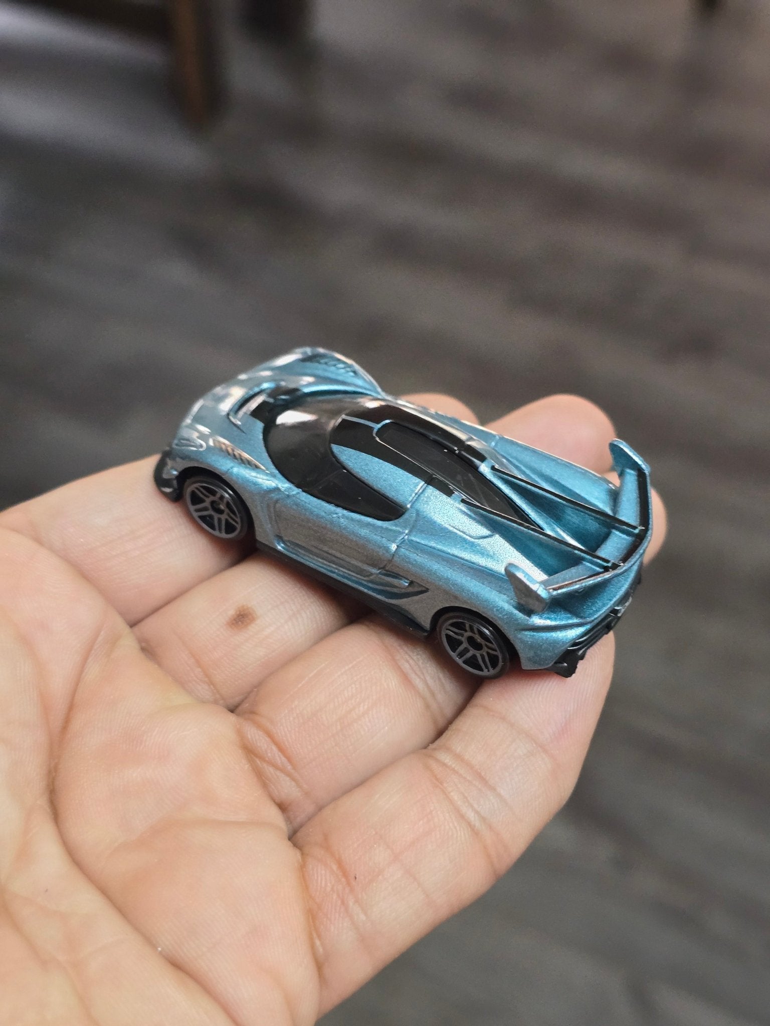 Hot Wheels 2020 Koenigsegg Jesko - Light Blue (Uncarded - New) - Kinder Logs