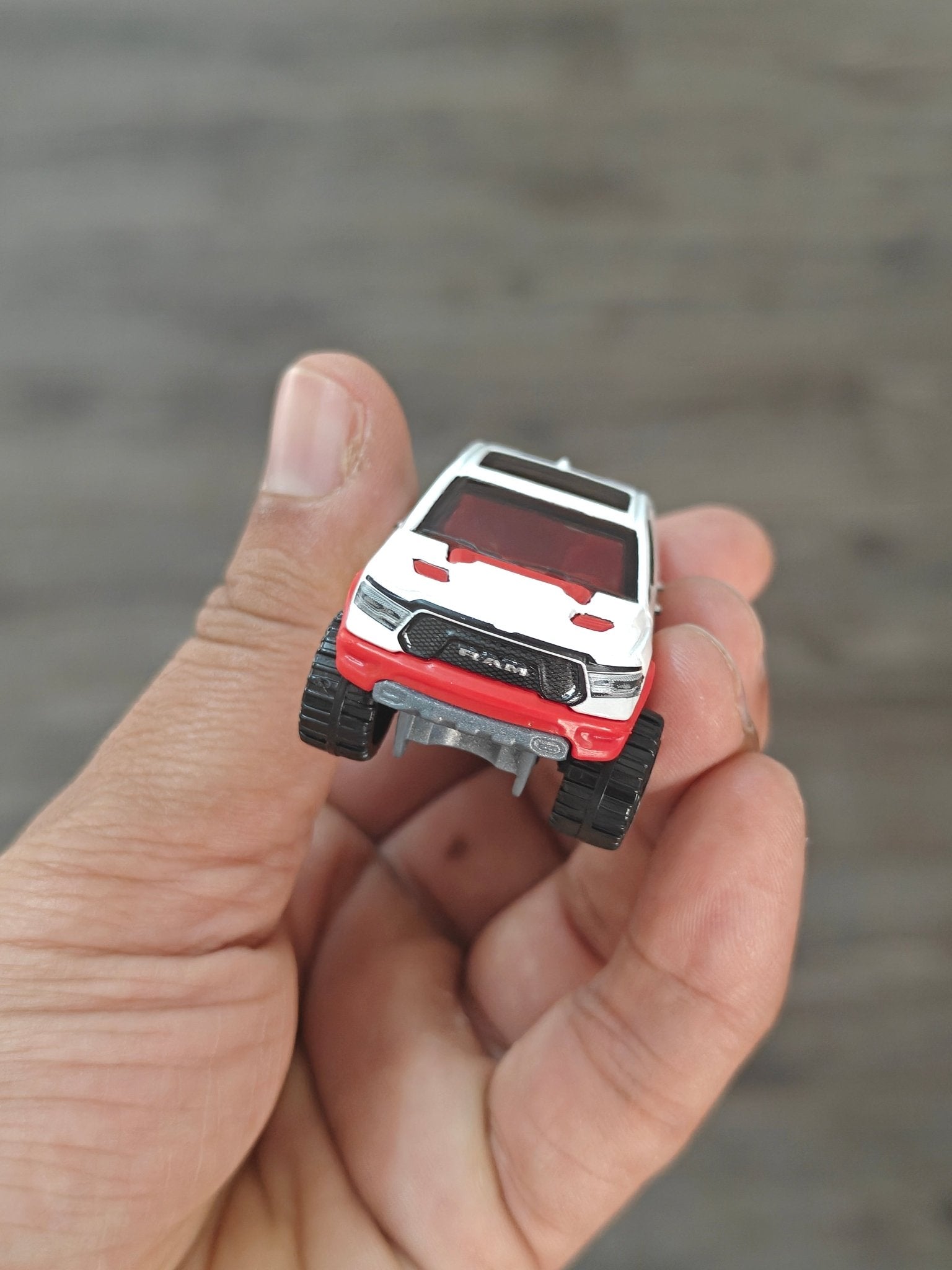 Hot Wheels 2020 RAM 1500 Rebel - White (Uncarded - New) - Kinder Logs