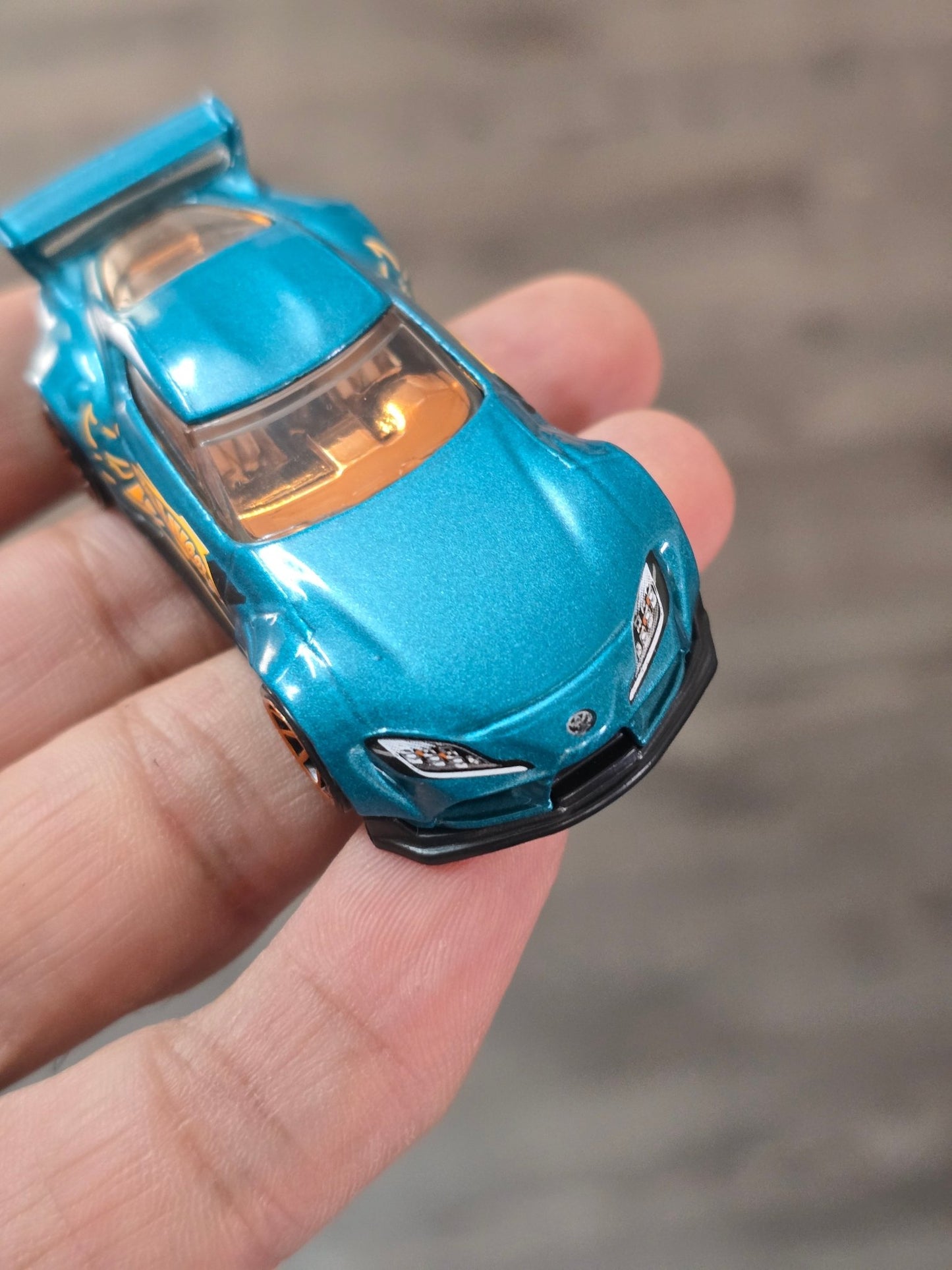 Hot Wheels 2020 Toyota GR Supra (Uncarded - New) - Kinder Logs