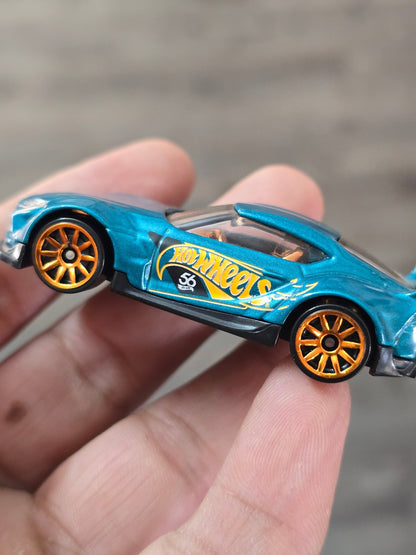 Hot Wheels 2020 Toyota GR Supra (Uncarded - New) - Kinder Logs