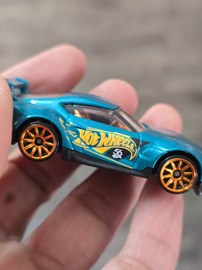 Hot Wheels 2020 Toyota GR Supra (Uncarded - New) - Kinder Logs