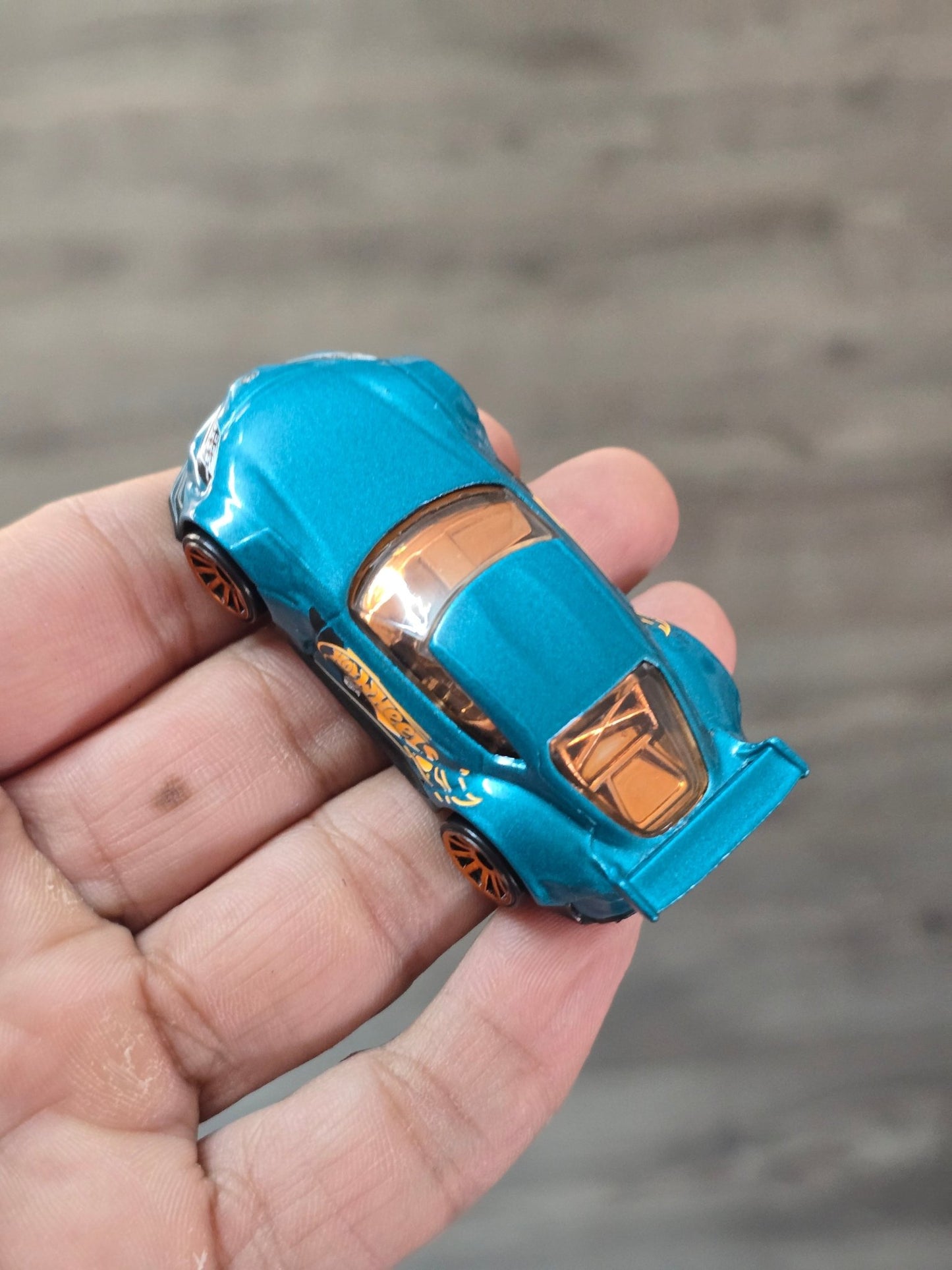 Hot Wheels 2020 Toyota GR Supra (Uncarded - New) - Kinder Logs