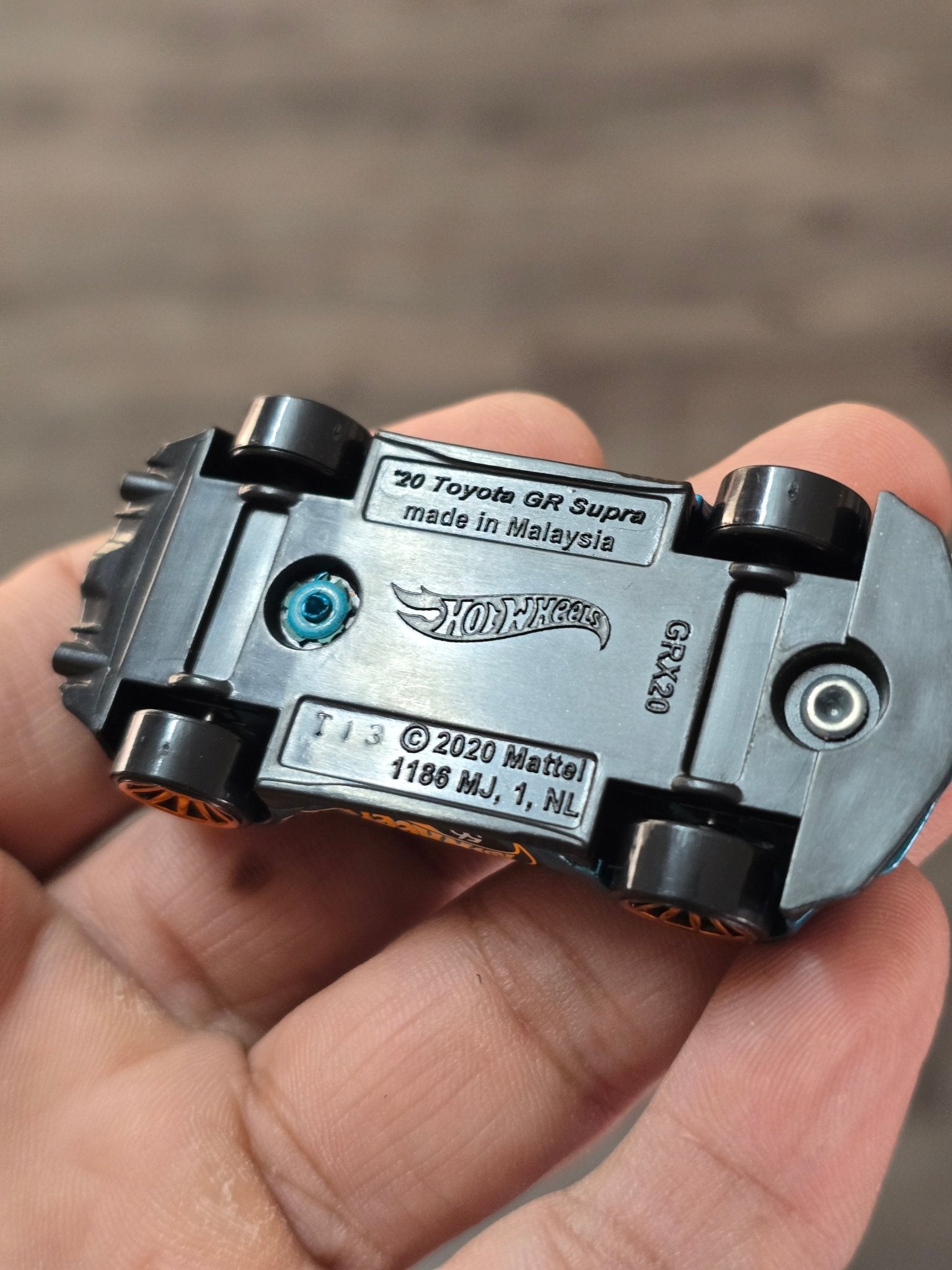 Hot Wheels 2020 Toyota GR Supra (Uncarded - New) - Kinder Logs