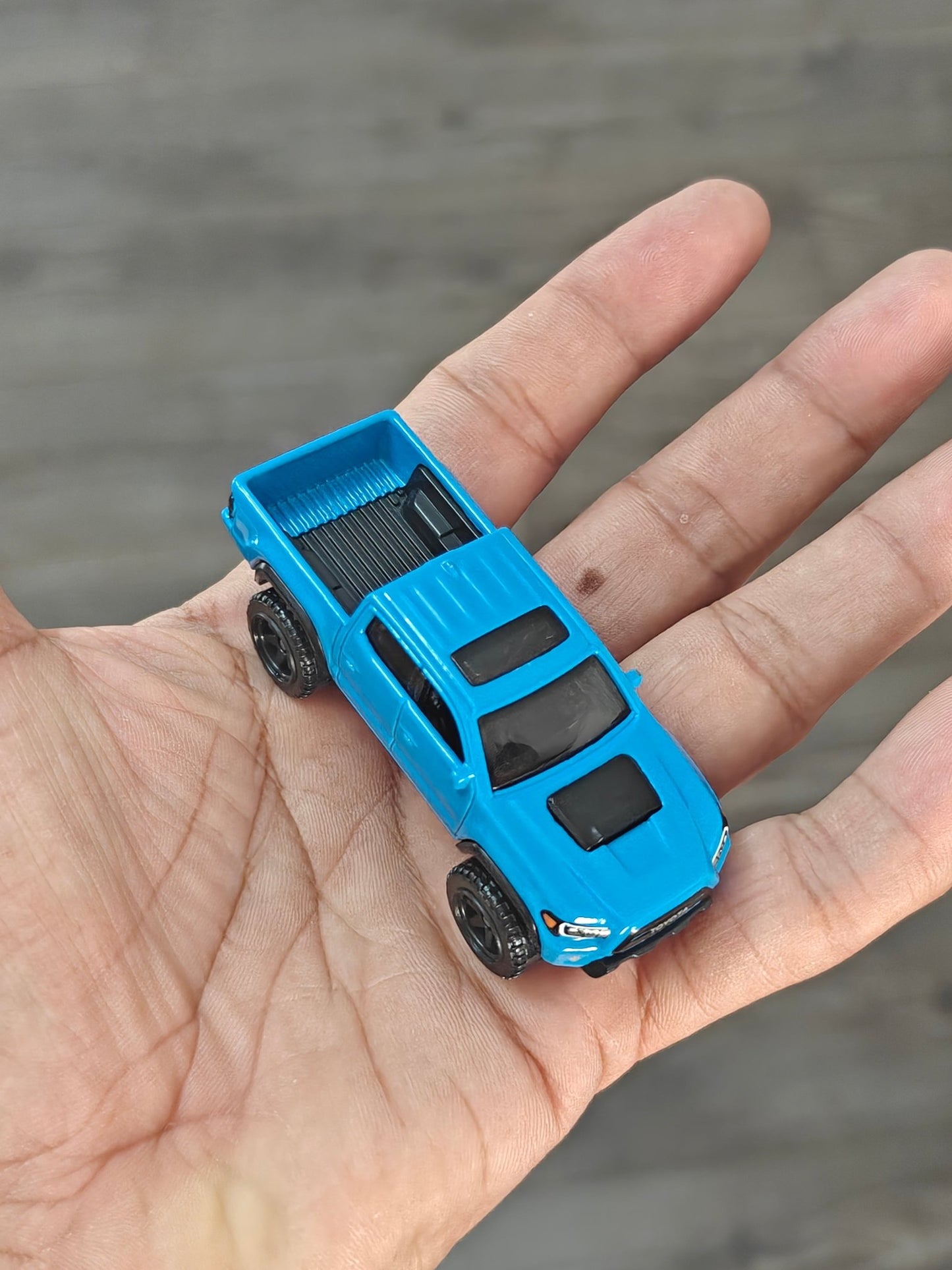 Hot Wheels 2020 Toyota Tacoma - Blue (Uncarded - New) - Kinder Logs
