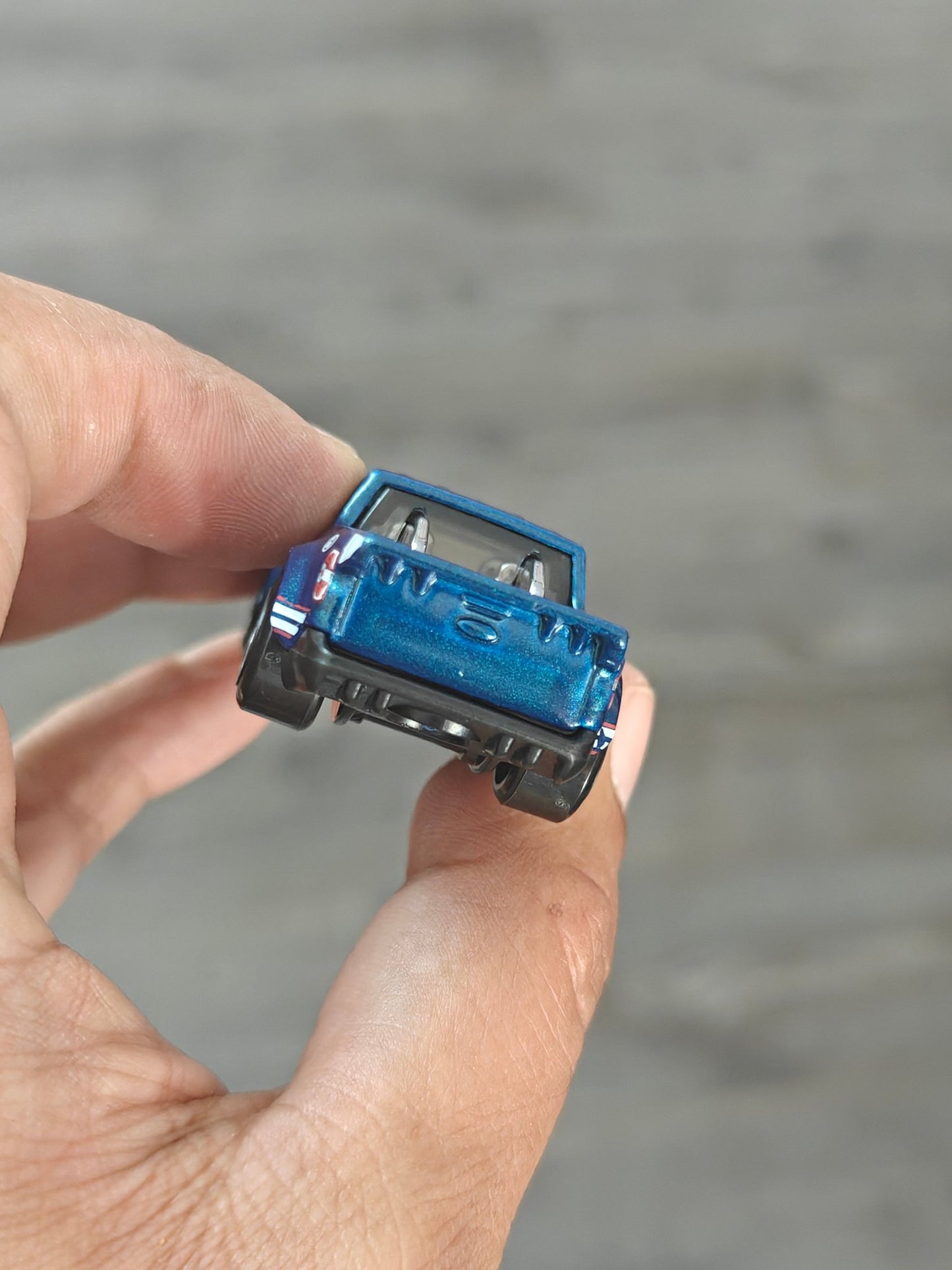 Hot Wheels 2022 Ford Maverick Custom - Blue (Uncarded - New) - Kinder Logs