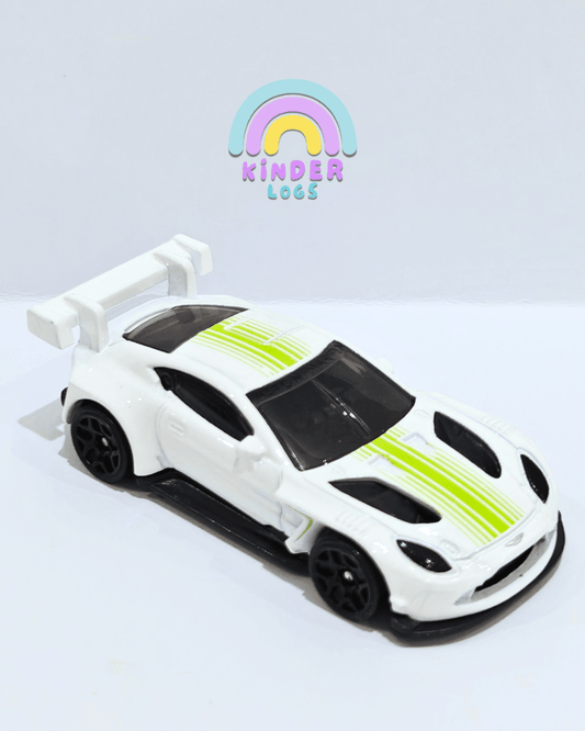 Hot Wheels 2024 Aston Martin Vantage GT3 - White (Uncarded - New) - Kinder Logs