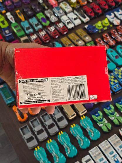 Hot Wheels 45th Anniversary Chevrolet Corvette Showcase (2 Cars Set) - Very Rare - Kinder Logs