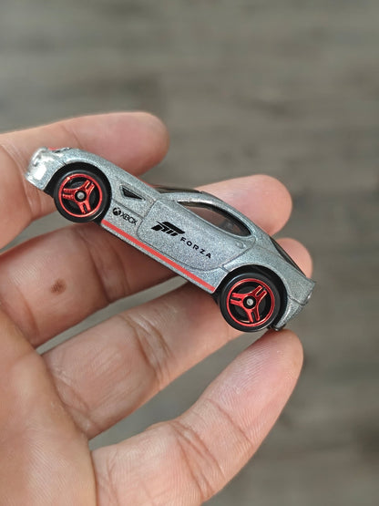 Hot Wheels Alfa Romeo 8C Competizione - Forza (Uncarded - New) - Kinder Logs