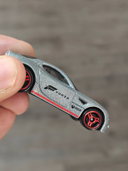 Hot Wheels Alfa Romeo 8C Competizione - Forza (Uncarded - New) - Kinder Logs