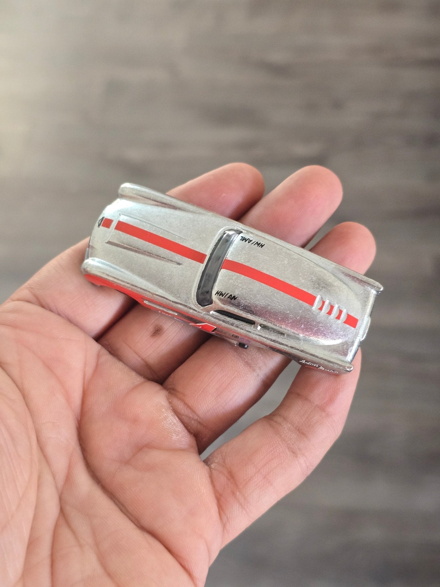 Hot Wheels Aston Martin DB4GT High - Speed Edition (Uncarded - New) - Kinder Logs