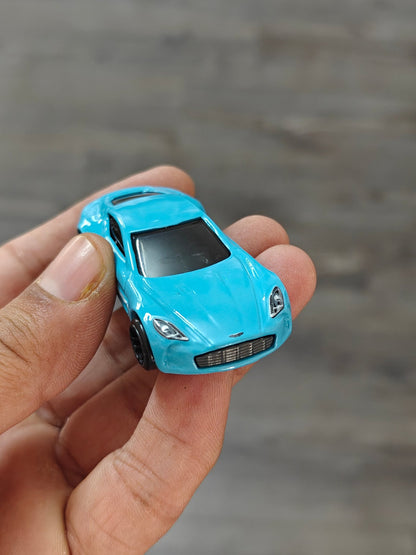 Hot Wheels Aston Martin One - 77 - Blue (Uncarded - New) - Kinder Logs