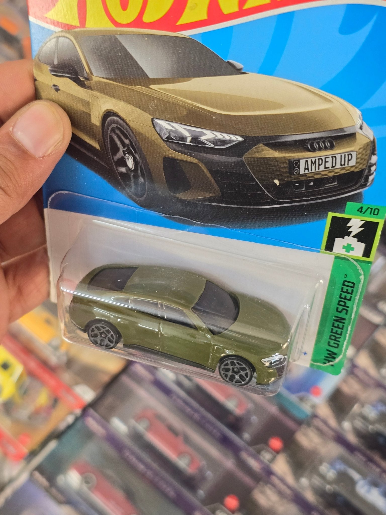Hot Wheels Audi RS e - Tron GT - New Color - Kinder Logs