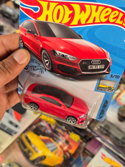 Hot Wheels Audi RS5 Coupe (Red Color) - Kinder Logs