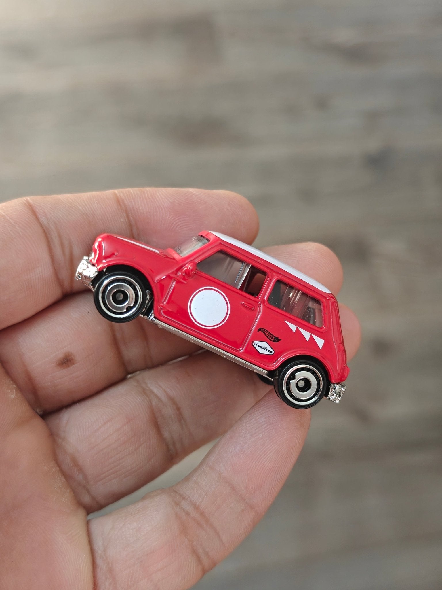 Hot Wheels Austin Mini Cooper S - Red (Uncarded - New) - Kinder Logs