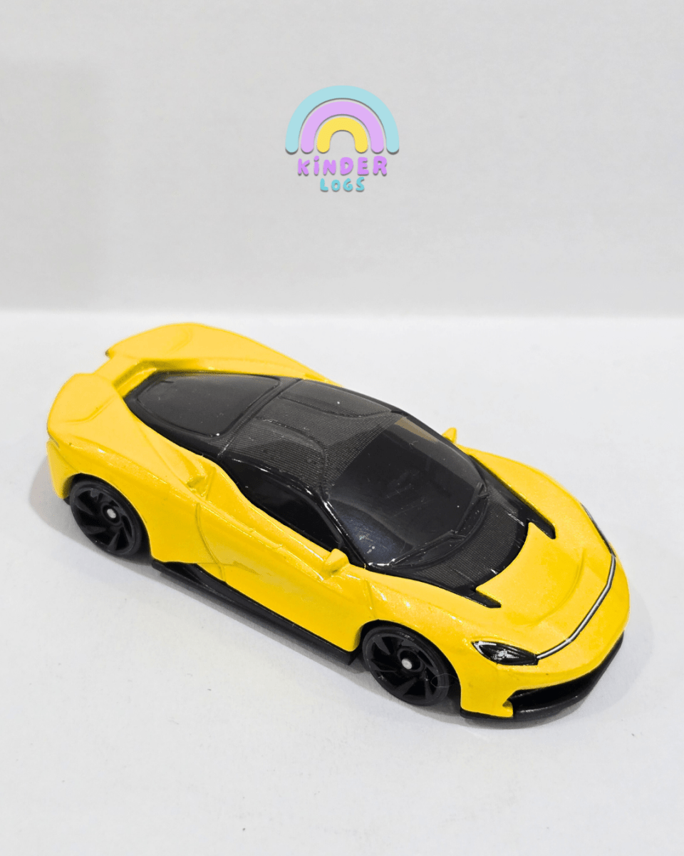 Hot Wheels Automobili Pininfarina Battista - Yellow (Uncarded) - Kinder Logs