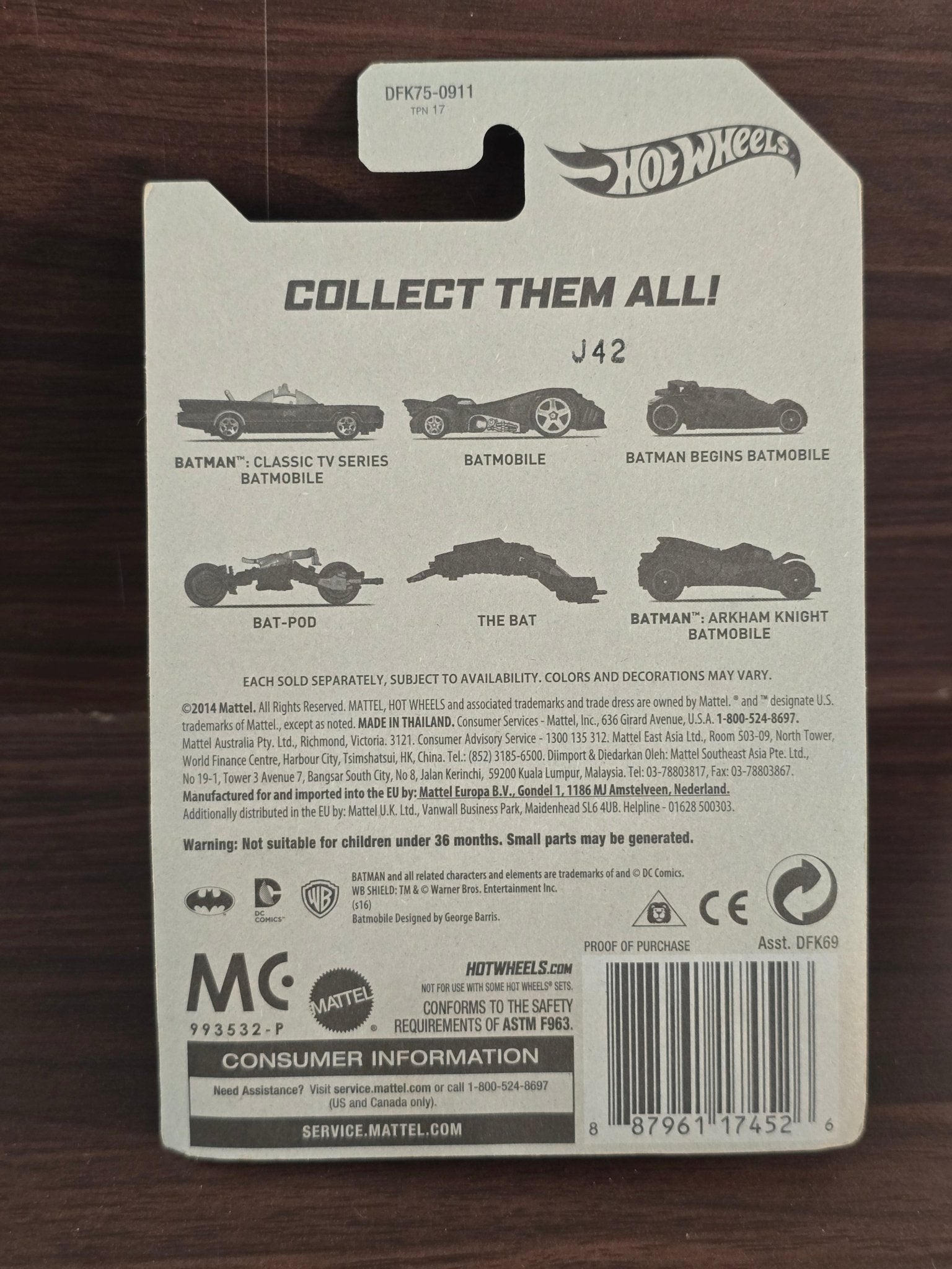Hot Wheels Batman BAT - POD - The Dark Knight (2014 Imported Card) - Kinder Logs
