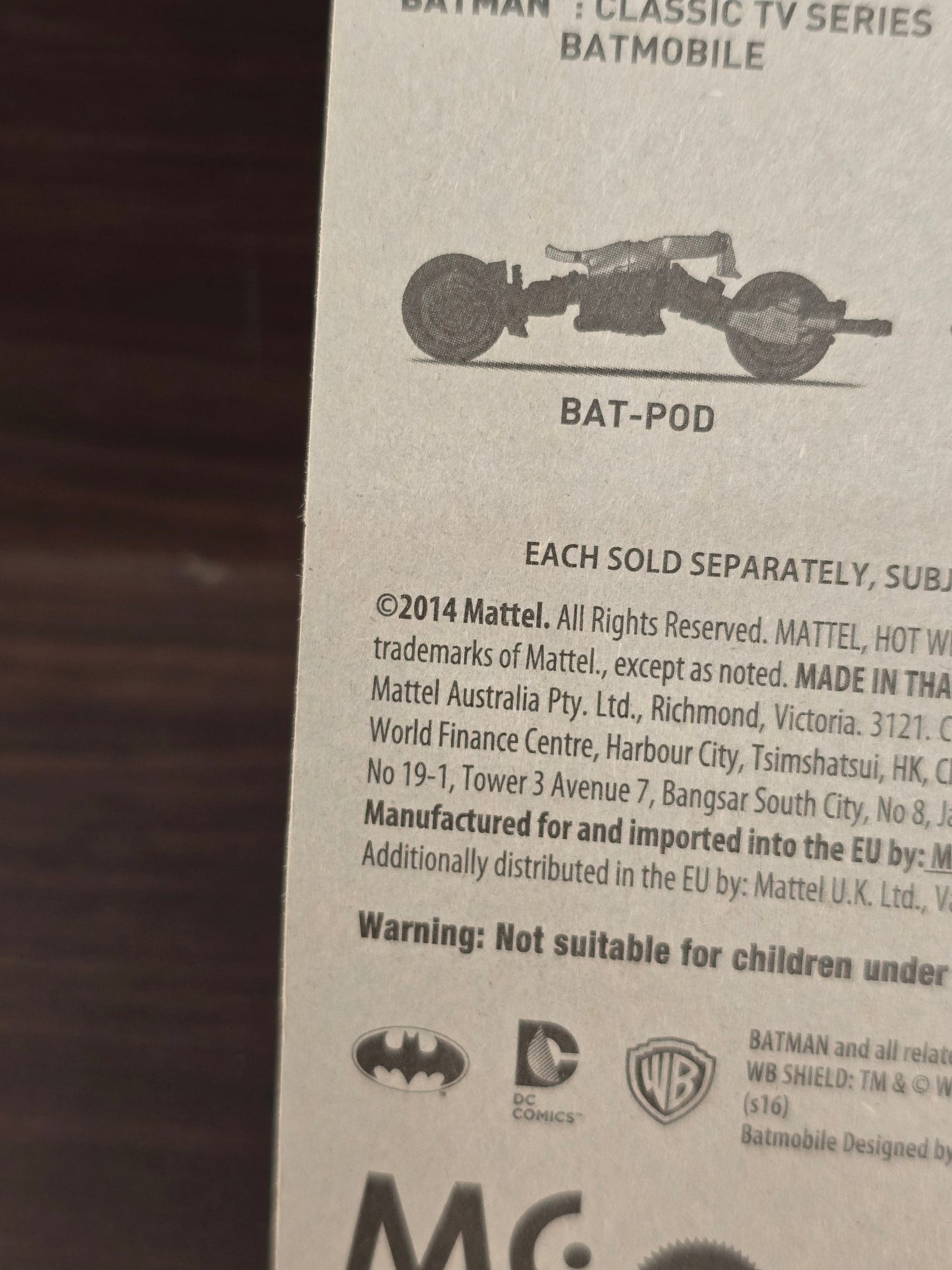 Hot Wheels Batman BAT - POD - The Dark Knight (2014 Imported Card) - Kinder Logs