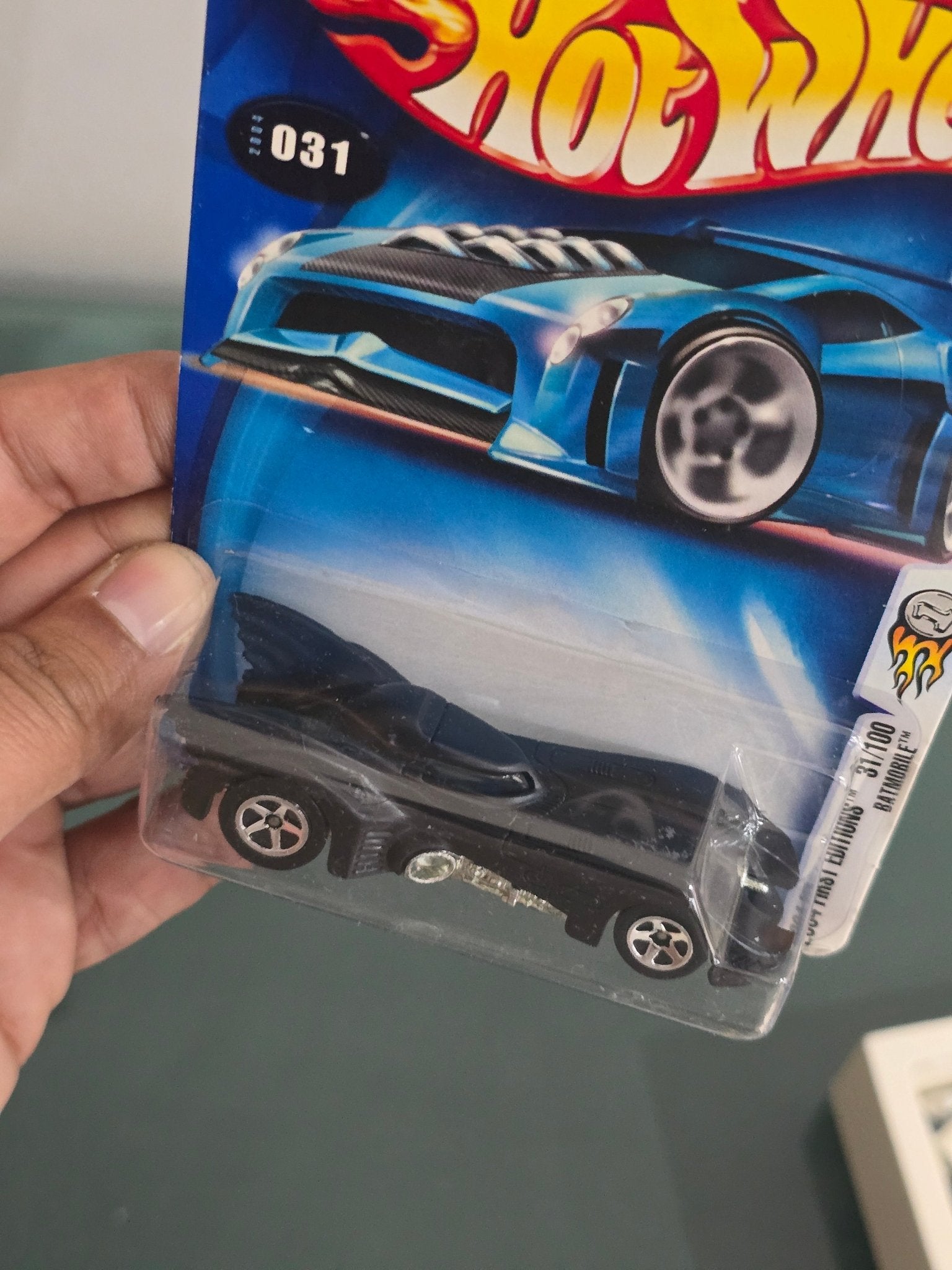Hot Wheels Batman Batmobile - Collector No. 031 - Kinder Logs