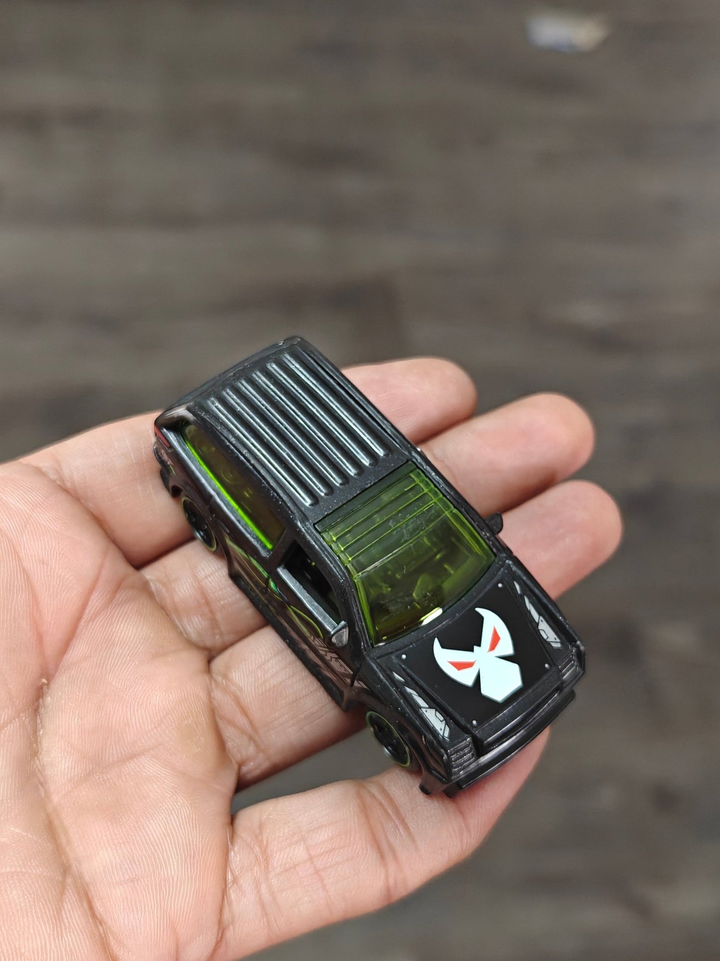 Hot Wheels Batman Boom Box (Uncarded - New) - Kinder Logs