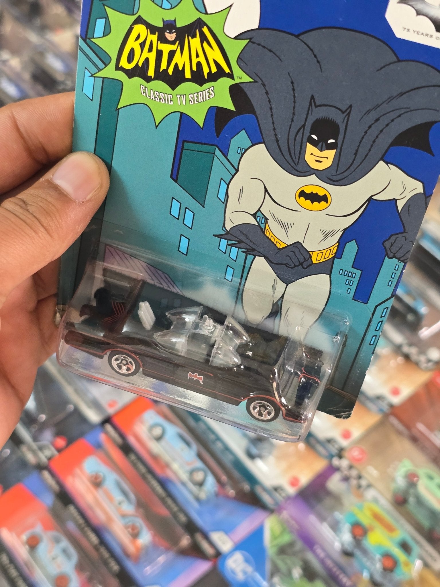 Hot Wheels Batman Classic TV Series Batmobile - 75 Years of Batman - Kinder Logs