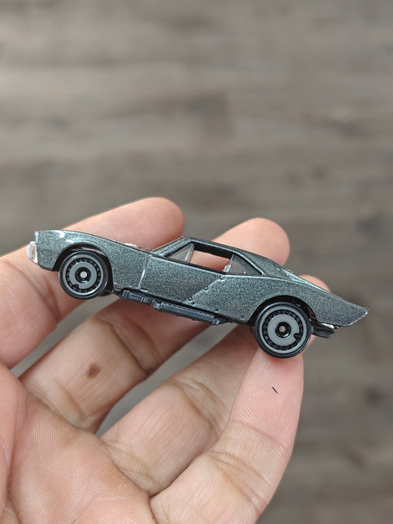 Hot Wheels Batmobile 2026 - Grey (Uncarded - New) - Kinder Logs