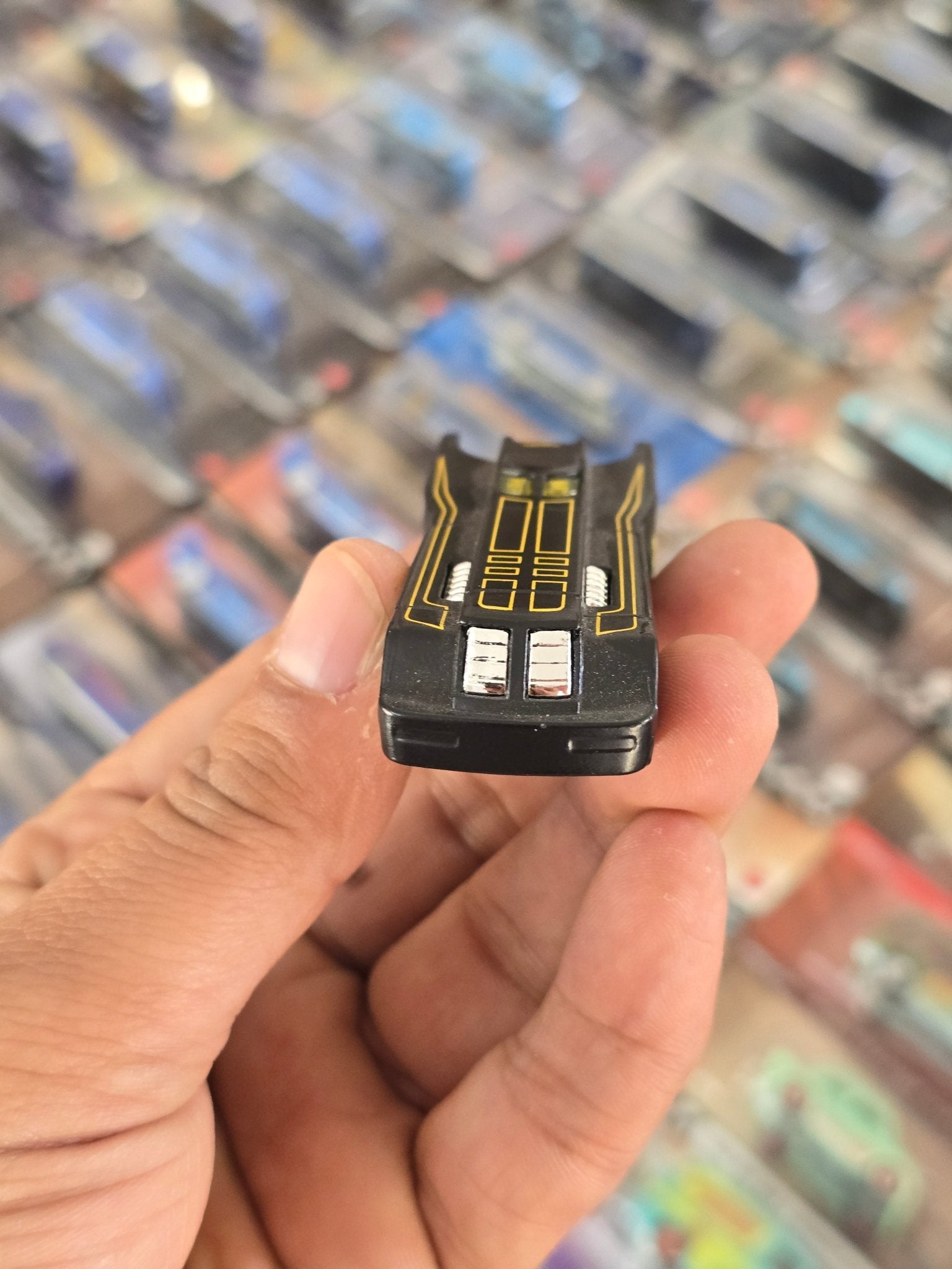 Hot Wheels Batmobile 'The Animated Series' - Black (Uncarded) - Kinder Logs