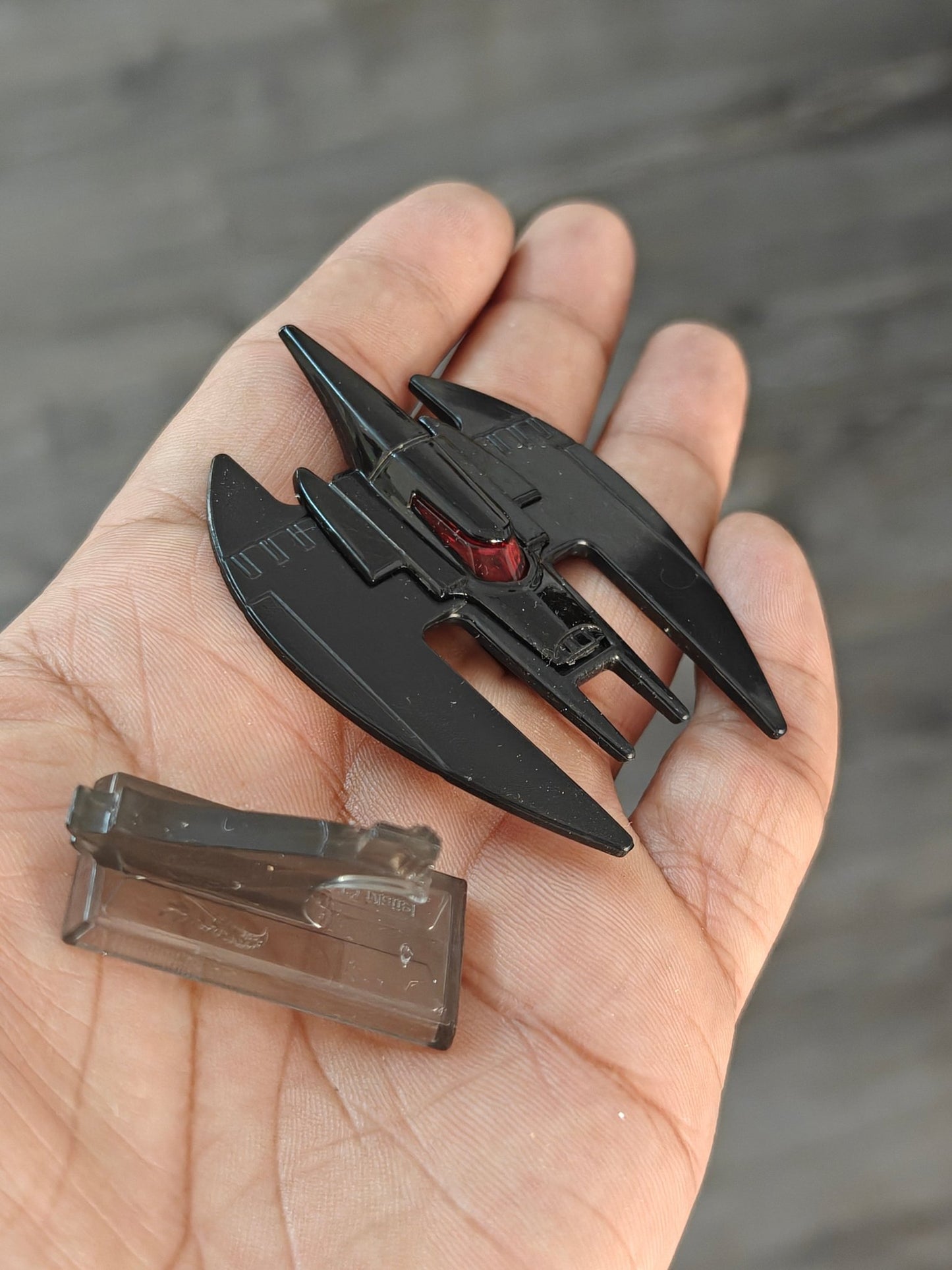 Hot Wheels Batplane - Black (Uncarded - New) - Kinder Logs