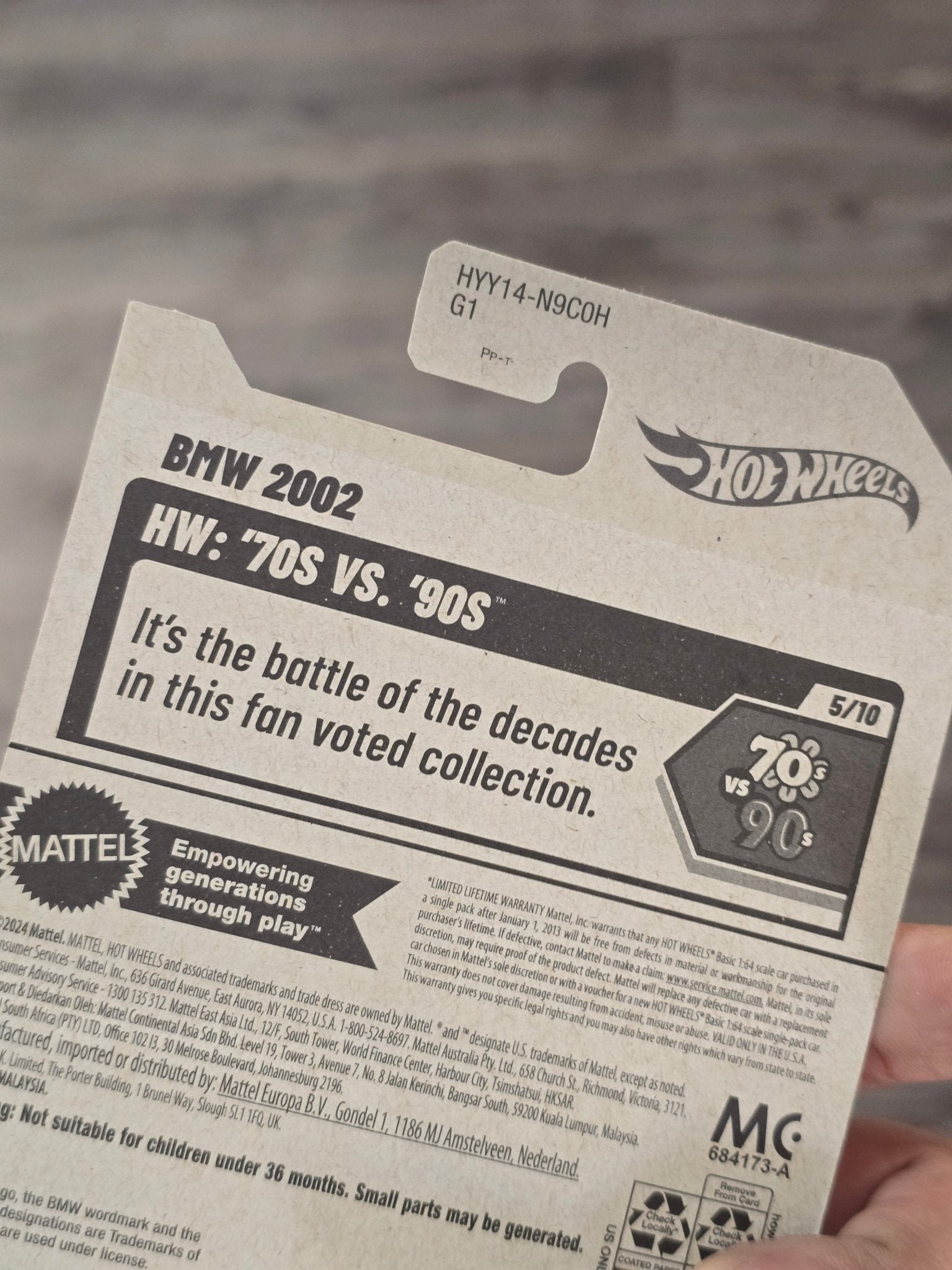 Hot Wheels BMW 2002 - ZAMAC 005 (2025) - Kinder Logs