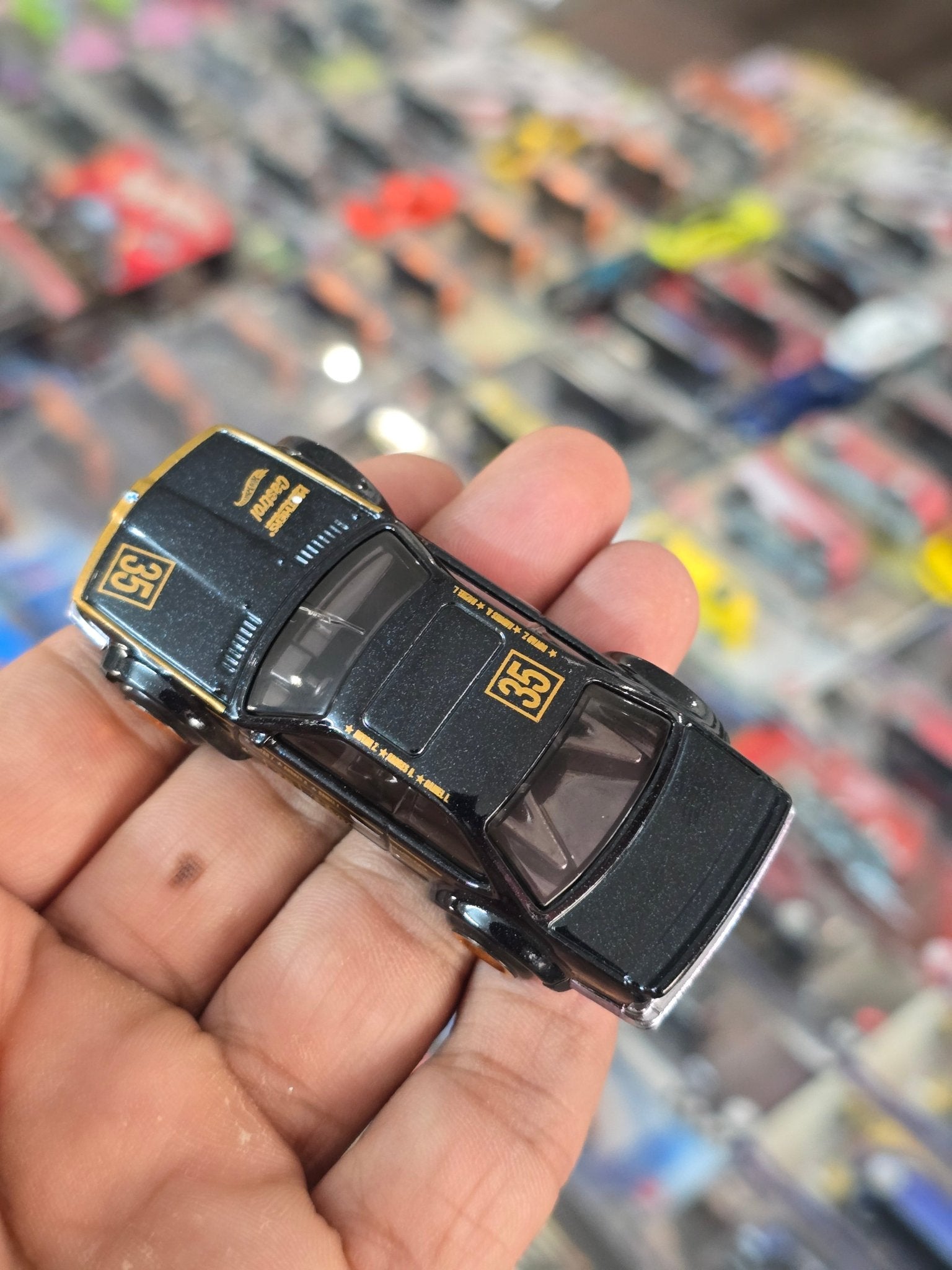 Hot Wheels BMW 635 CSi - Black (Uncarded) - Kinder Logs