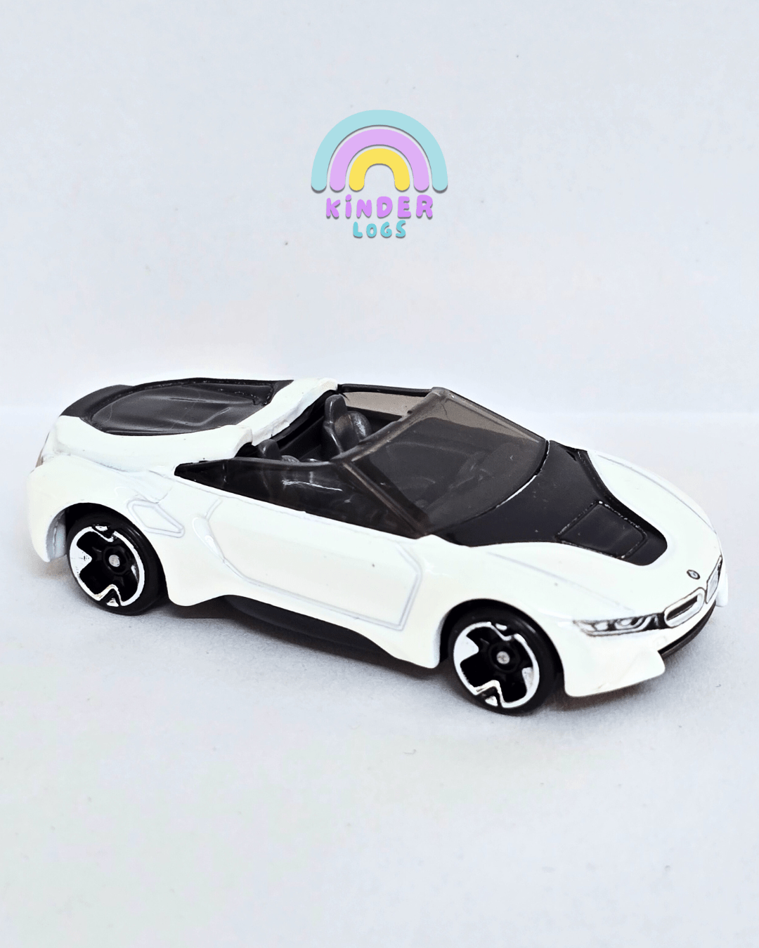 Hot Wheels BMW i8 Roadster - Hybrid Speed (Uncarded - New) - Kinder Logs