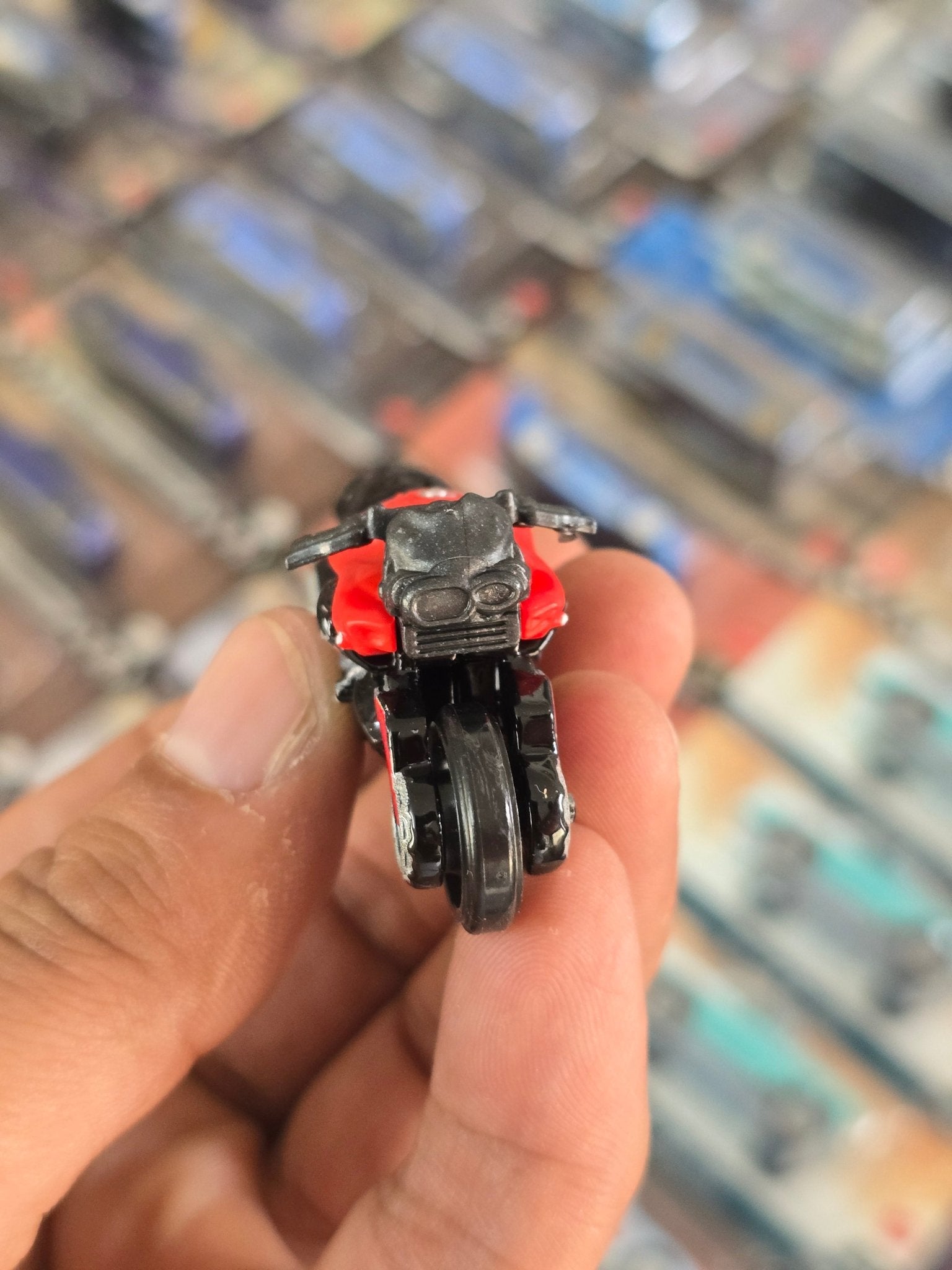 Hot Wheels BMW K1300R - Red (Uncarded) - Kinder Logs