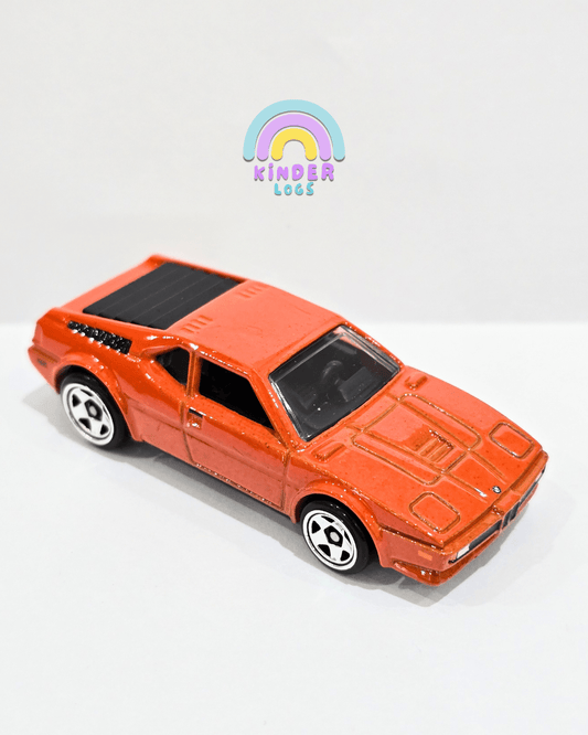 Hot Wheels BMW M1 - Orange (Uncarded) - Kinder Logs