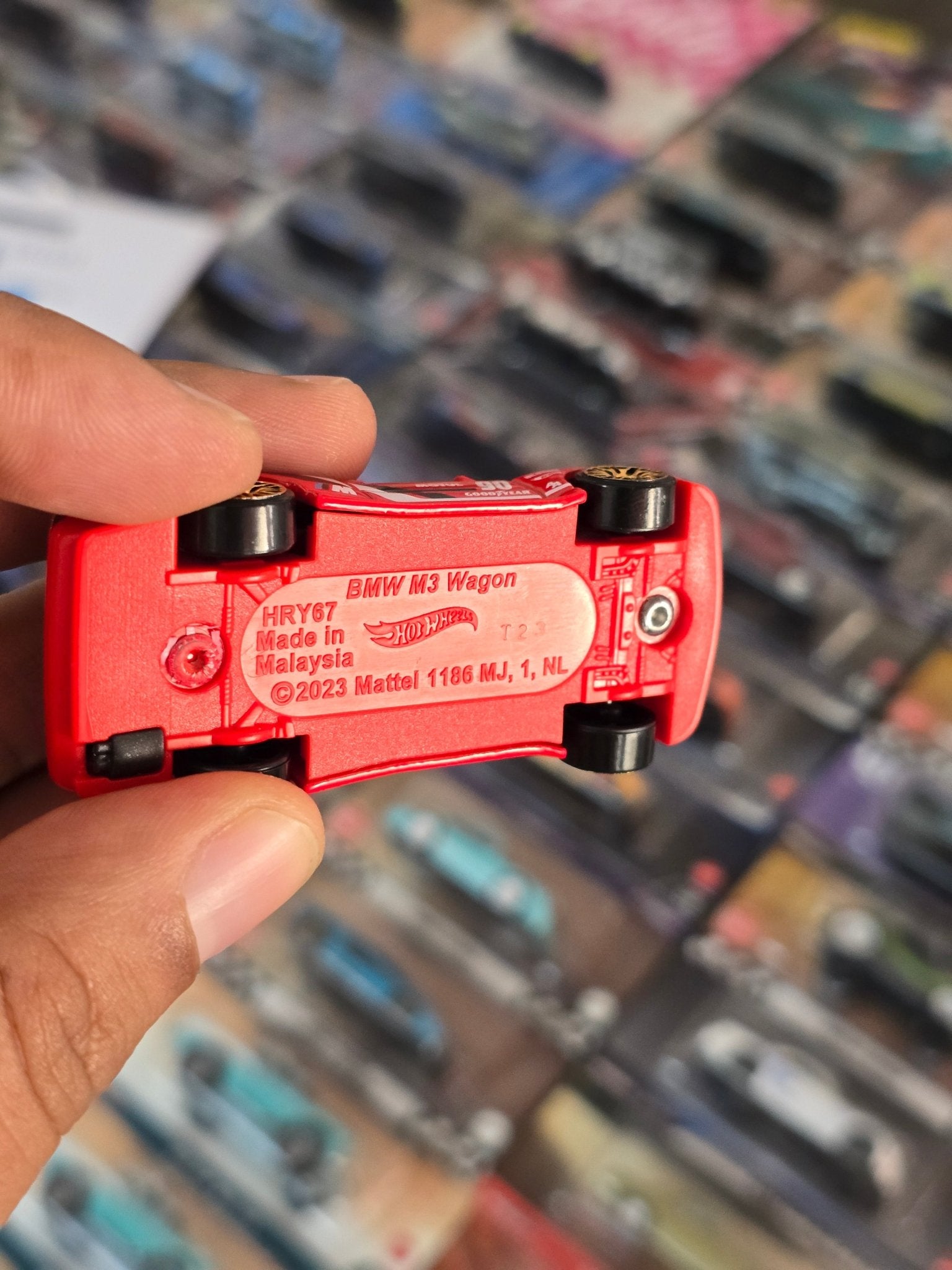 Hot Wheels BMW M3 Wagon - Red (Uncarded) - Kinder Logs