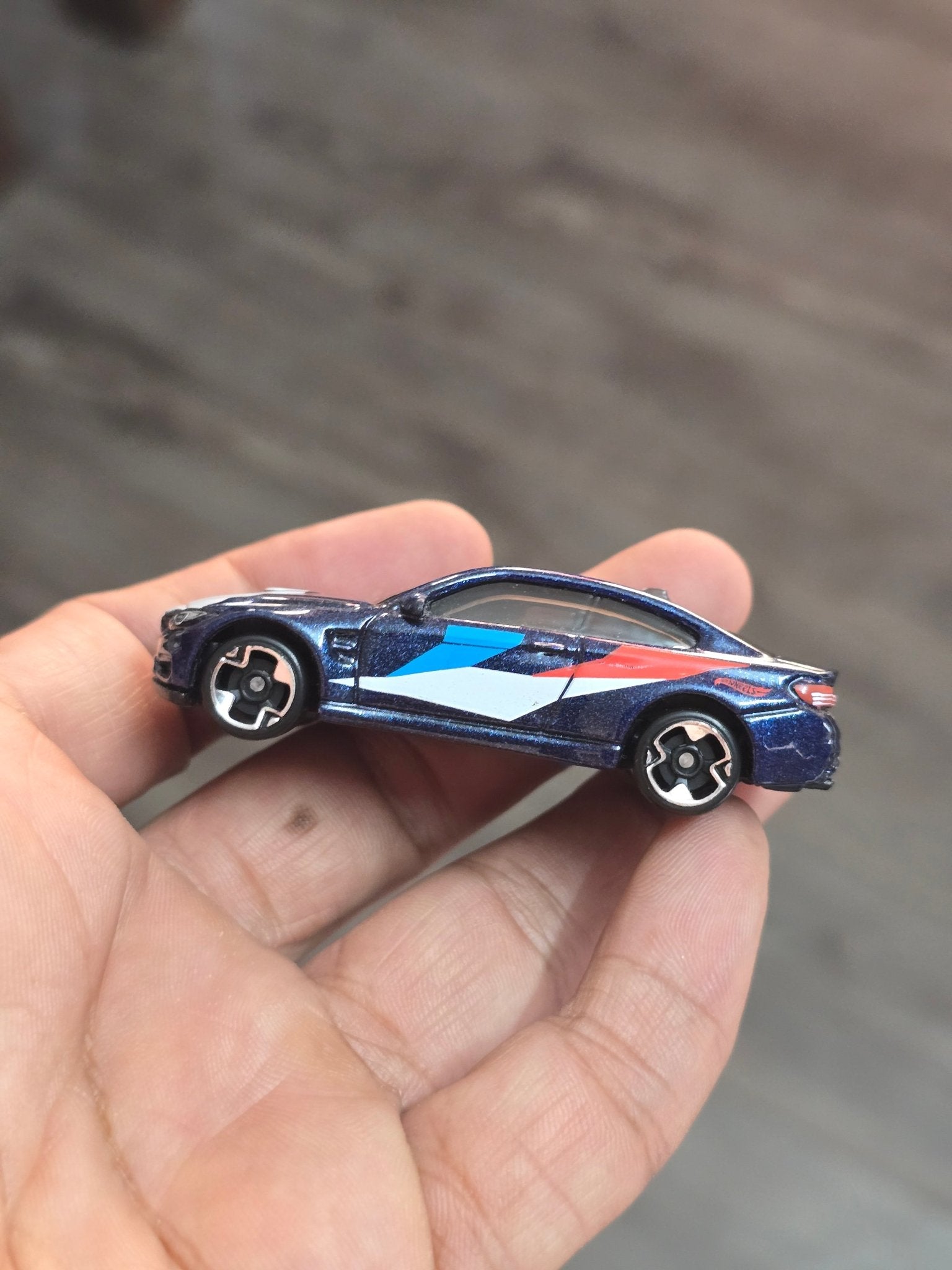 Hot Wheels BMW M4 - Blue With Graphics (Uncarded) - Kinder Logs