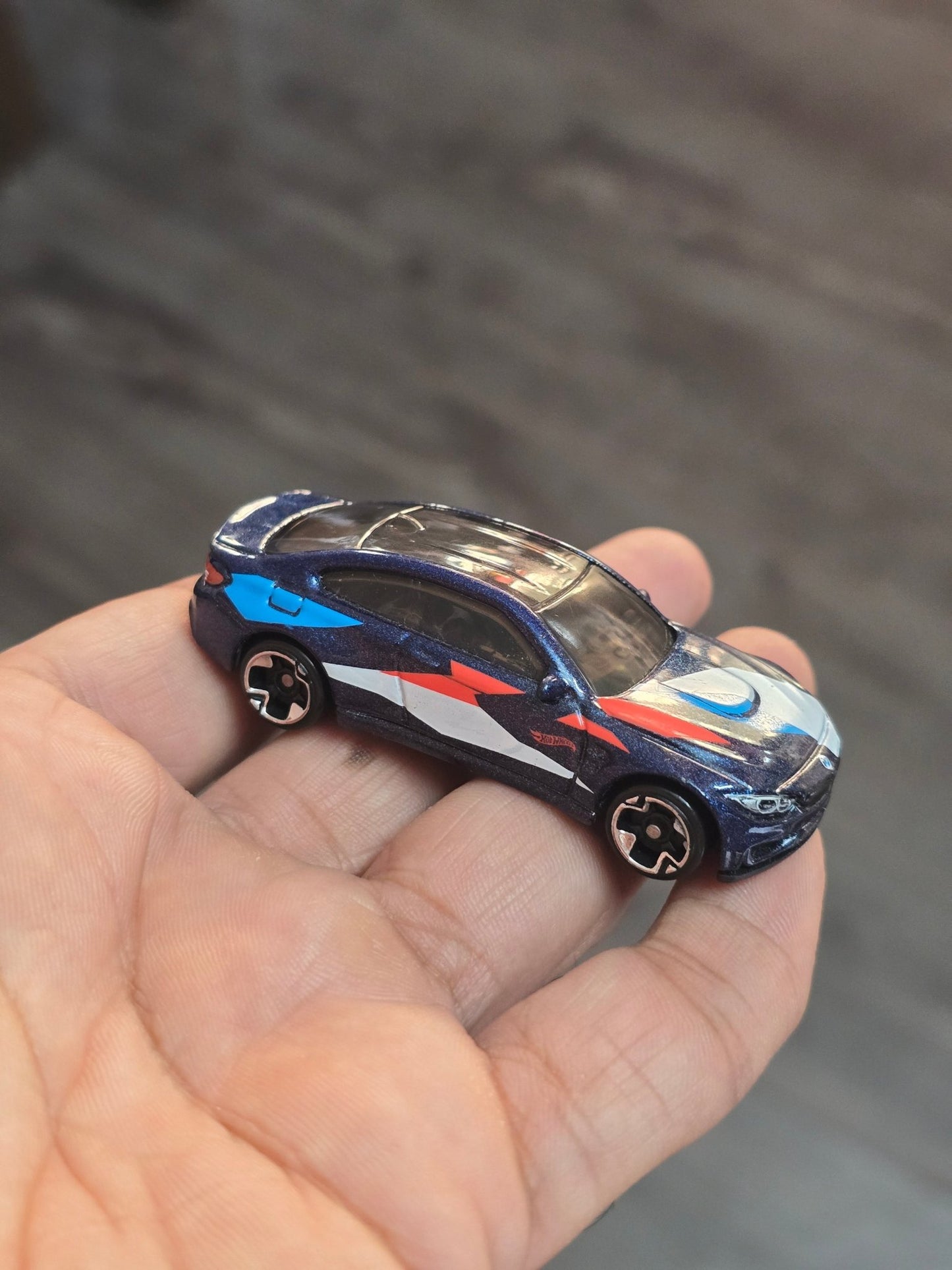 Hot Wheels BMW M4 - Blue With Graphics (Uncarded) - Kinder Logs