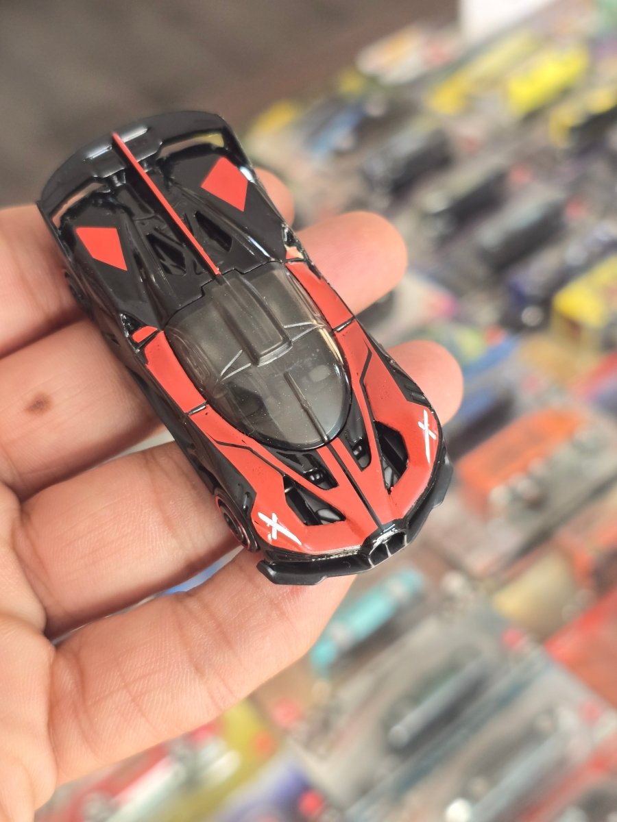 Hot Wheels Bugatti Bolide - Red (Uncarded) - Kinder Logs