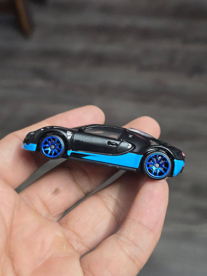 Hot Wheels Bugatti Veyron Transformers - Black (Uncarded - New) - Kinder Logs