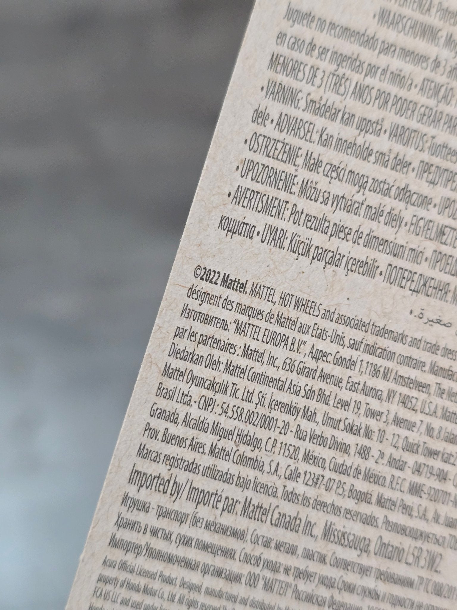 Hot Wheels Bugatti Veyron - White - Fast & Furious 7 (Imported) - Kinder Logs