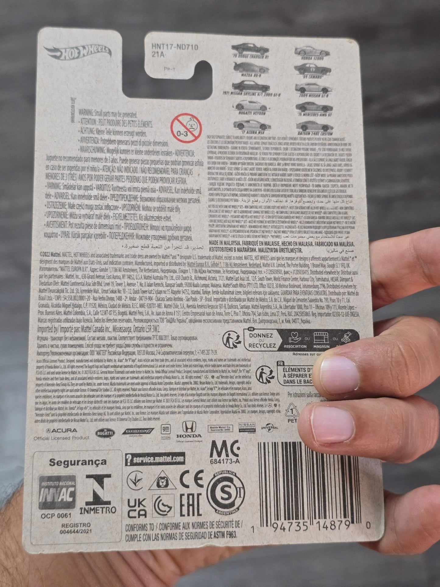 Hot Wheels Bugatti Veyron - White - Fast & Furious 7 (Imported) - Kinder Logs