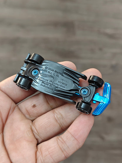 Hot Wheels BWT Alpine F1 Car - Blue (Uncarded - New) - Kinder Logs