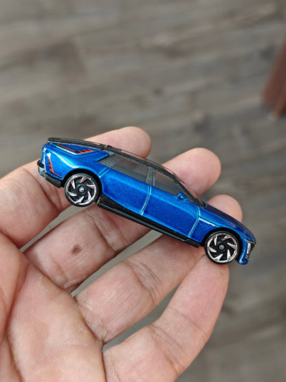 Hot Wheels Cadillac Celestiq - Blue (Uncarded - New) - Kinder Logs