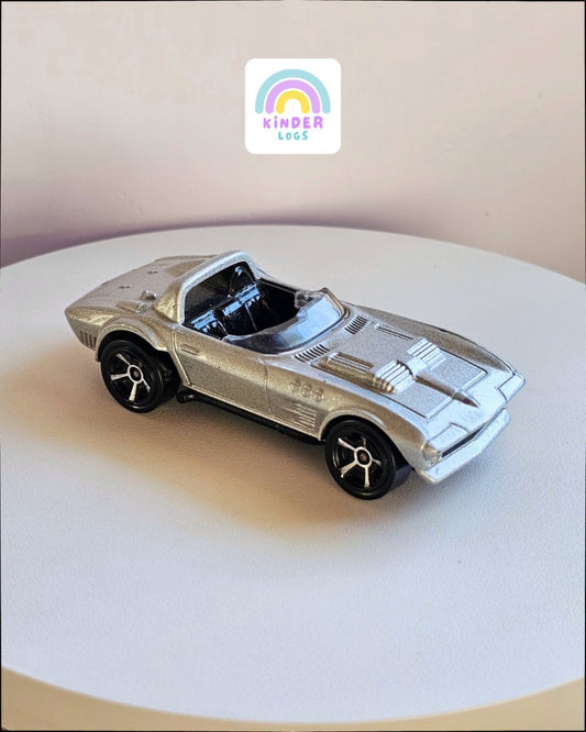 Hot Wheels Chevrolet Corvette Grand Sport Roadster (Uncarded) - Kinder Logs