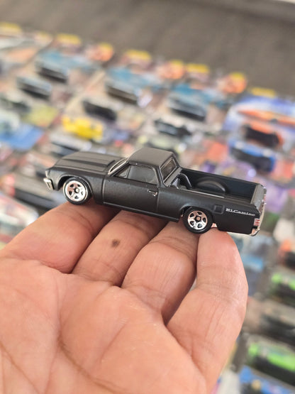 Hot Wheels Chevrolet El Camino - Fast And Furious (Uncarded) - Kinder Logs